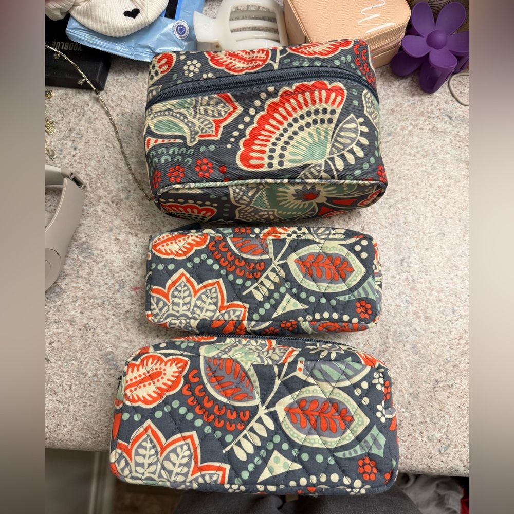 Vera Bradley Floral Bath Storage Set - Red, Green, Blue